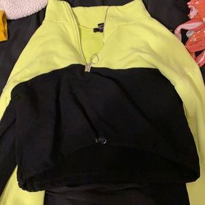 Women’s crop tops.